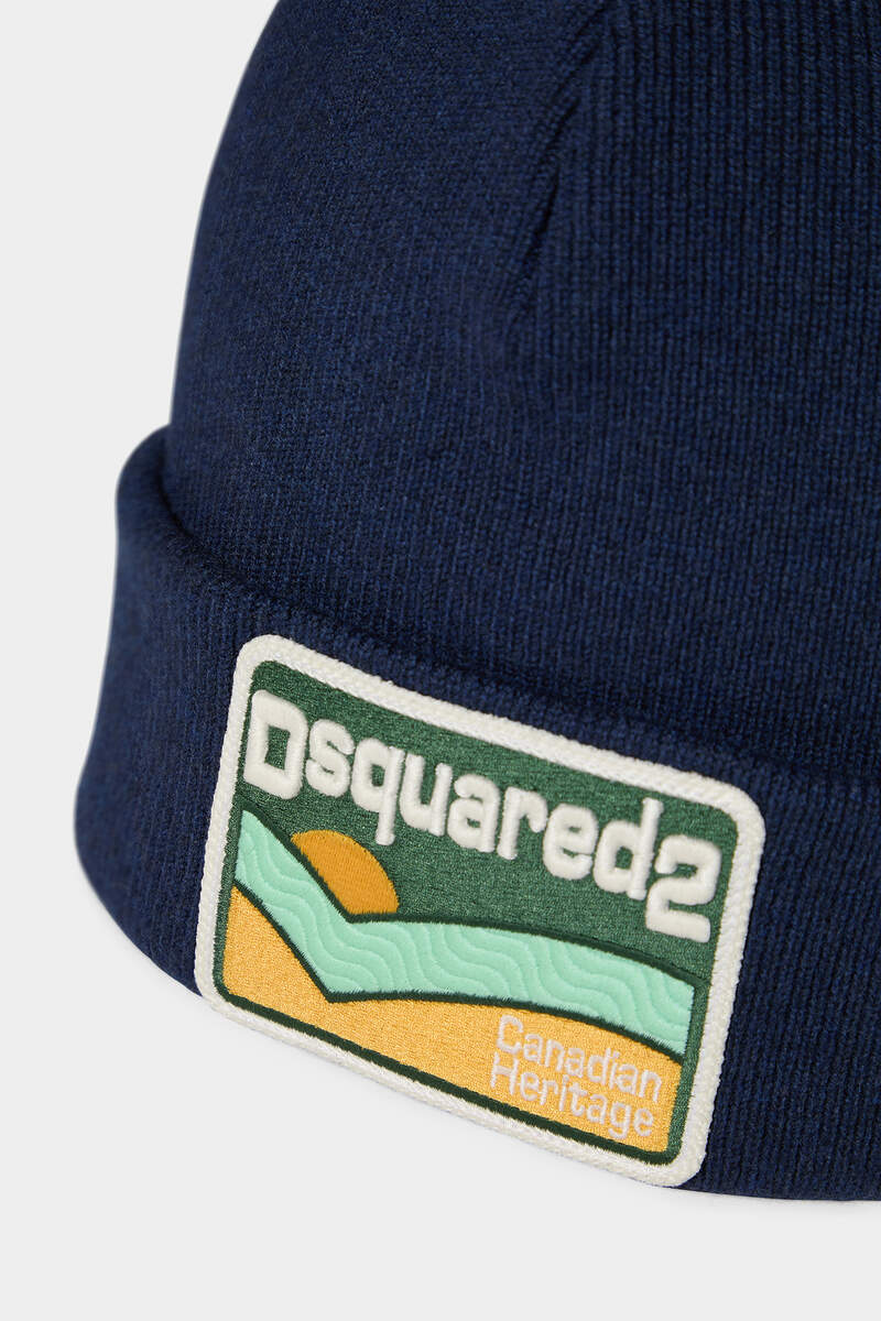 CANADIAN HERITAGE BEANIE IN NAVY BLUE